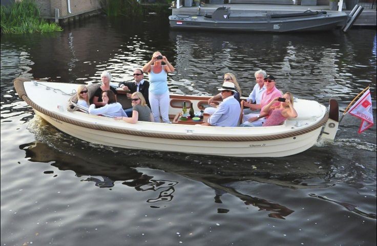 15e dag donderdag 29 september (819,3uur) Moonlight Cruise!